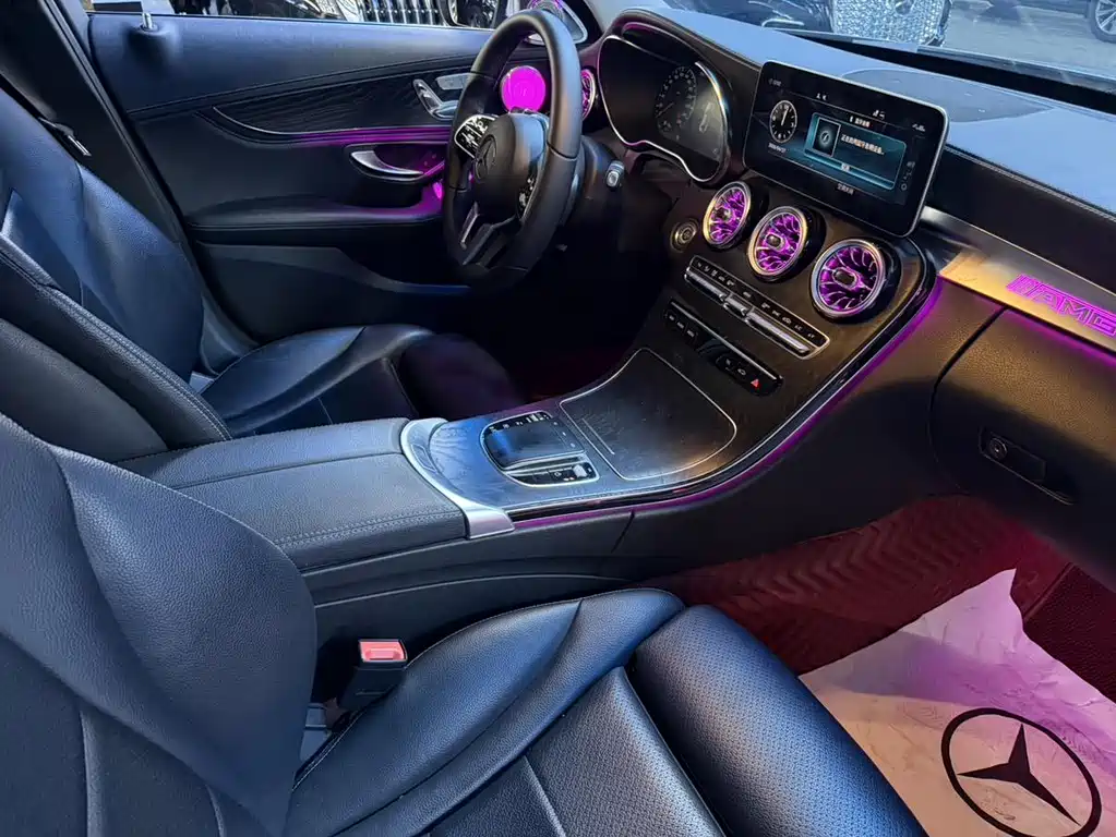 Mercedes-Benz C-Class 2019 — фото 11