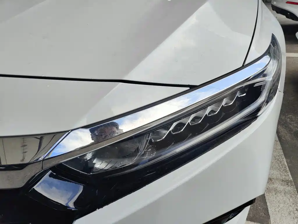 Honda Accord 2022 — фото 23
