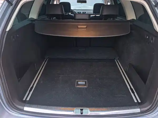 Volkswagen Magotan 2012