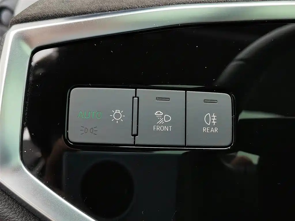 Audi Q3 Sportback 2021 — фото 21