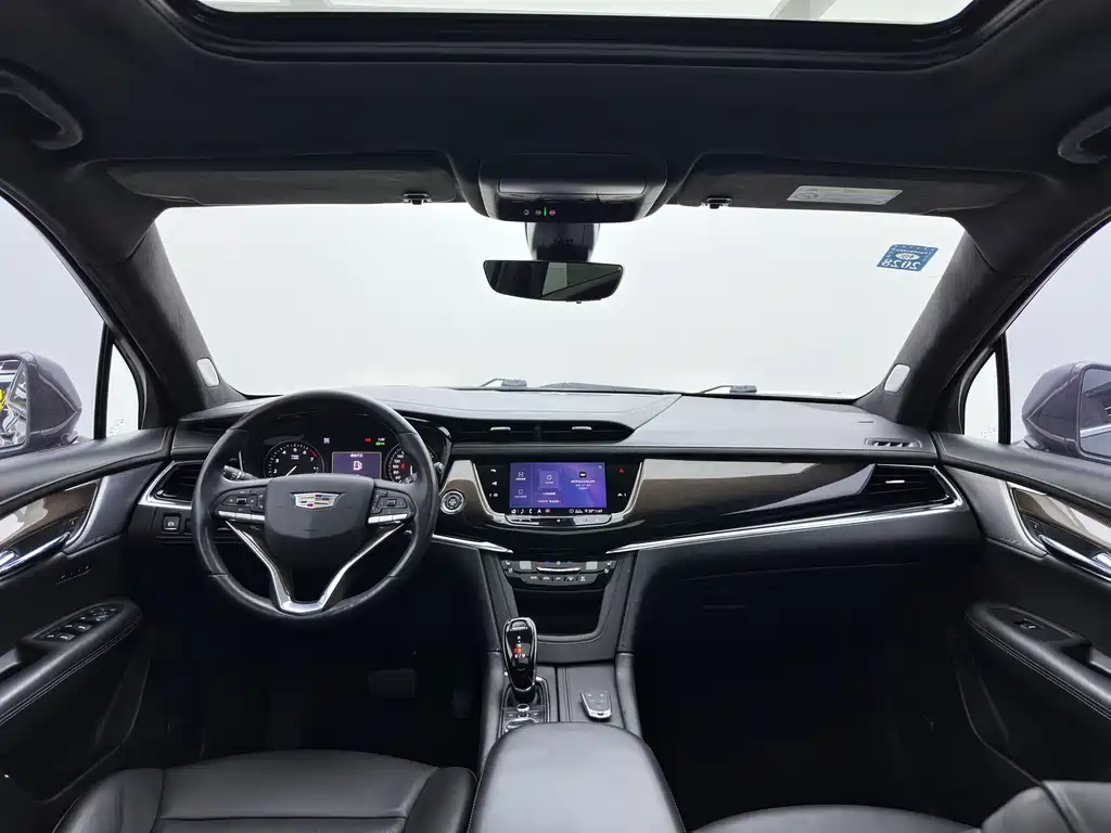 Cadillac XT6 2020 — фото 10