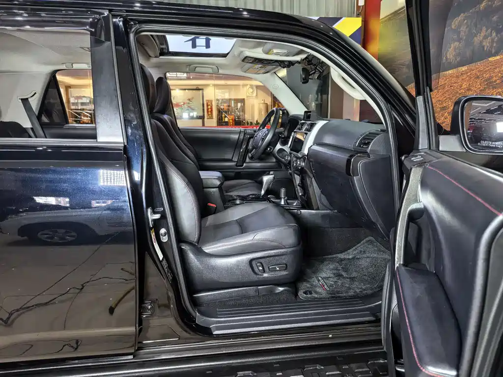 Toyota Prado 2019 — фото 13