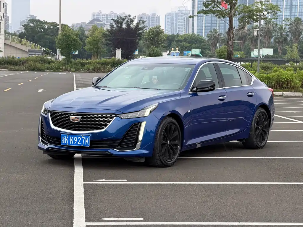 Cadillac CT5 2022 — фото 1