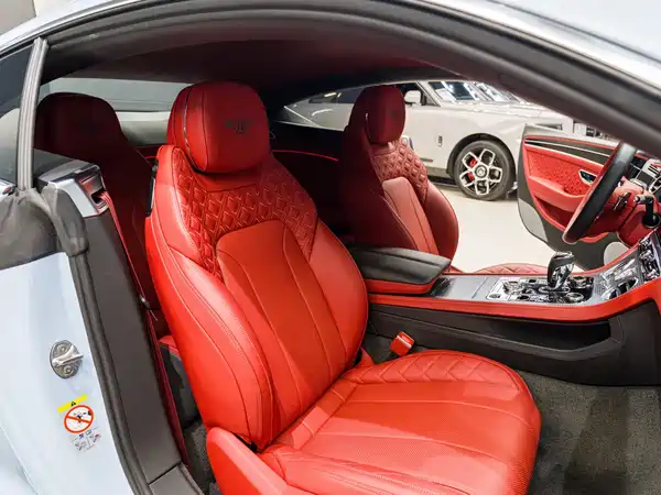 Bentley Continental 2022