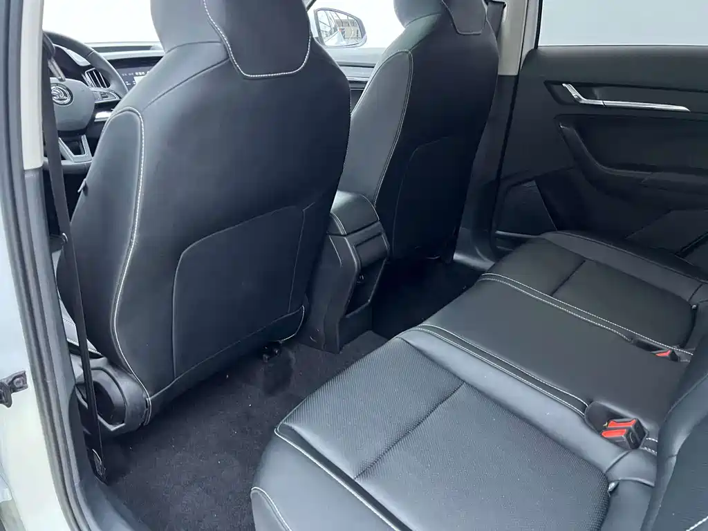 Skoda Kamiq 2023 — фото 13