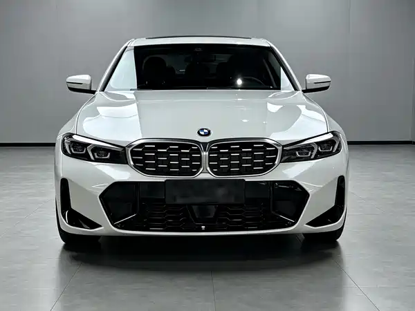 BMW 3 Series 2025
