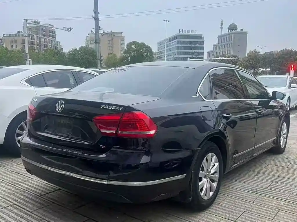Volkswagen Passat 2015 — фото 9