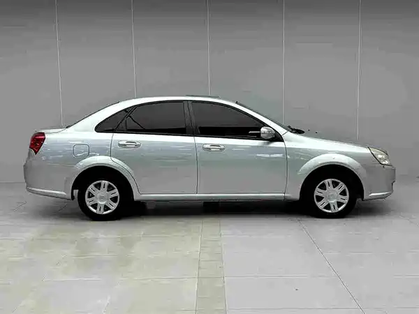 Buick Excelle 2012