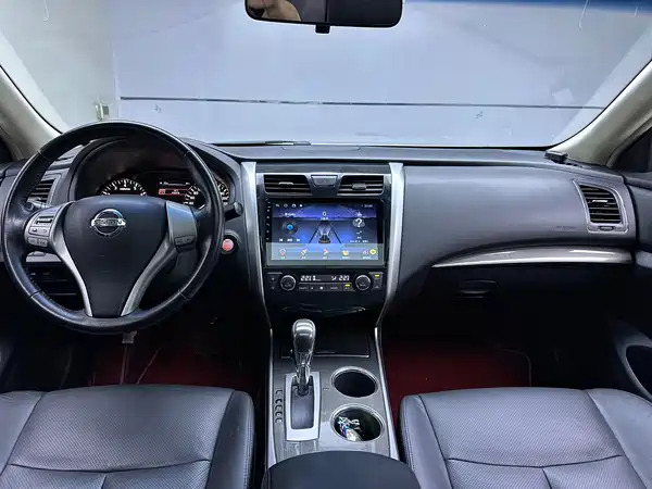 Nissan Teana 2015