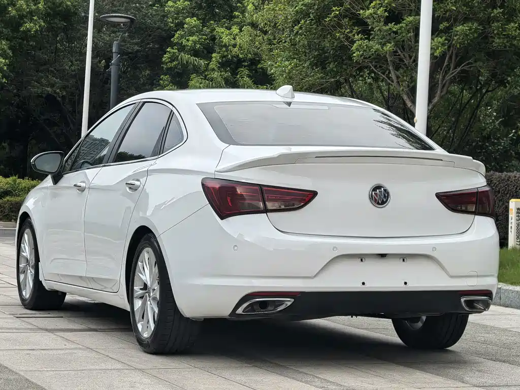 Buick Verano 2018 — фото 4