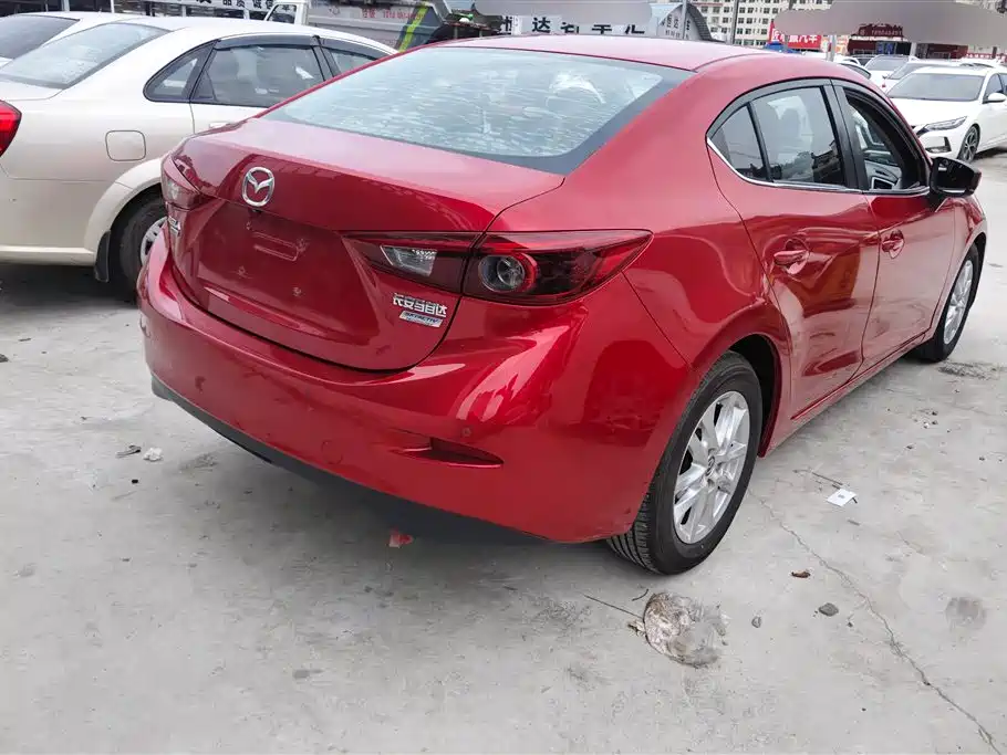 Mazda 3 Axela 2019 — фото 3