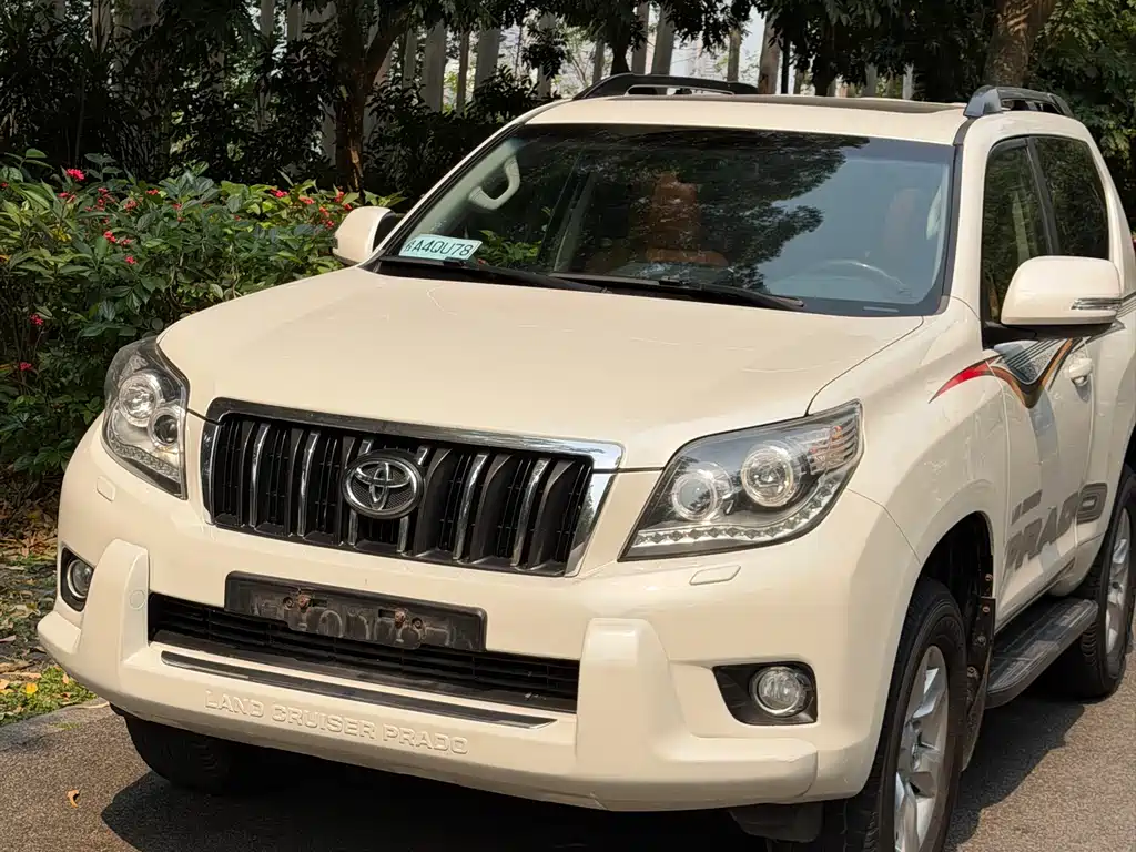 Toyota Prado 2015 — фото 4