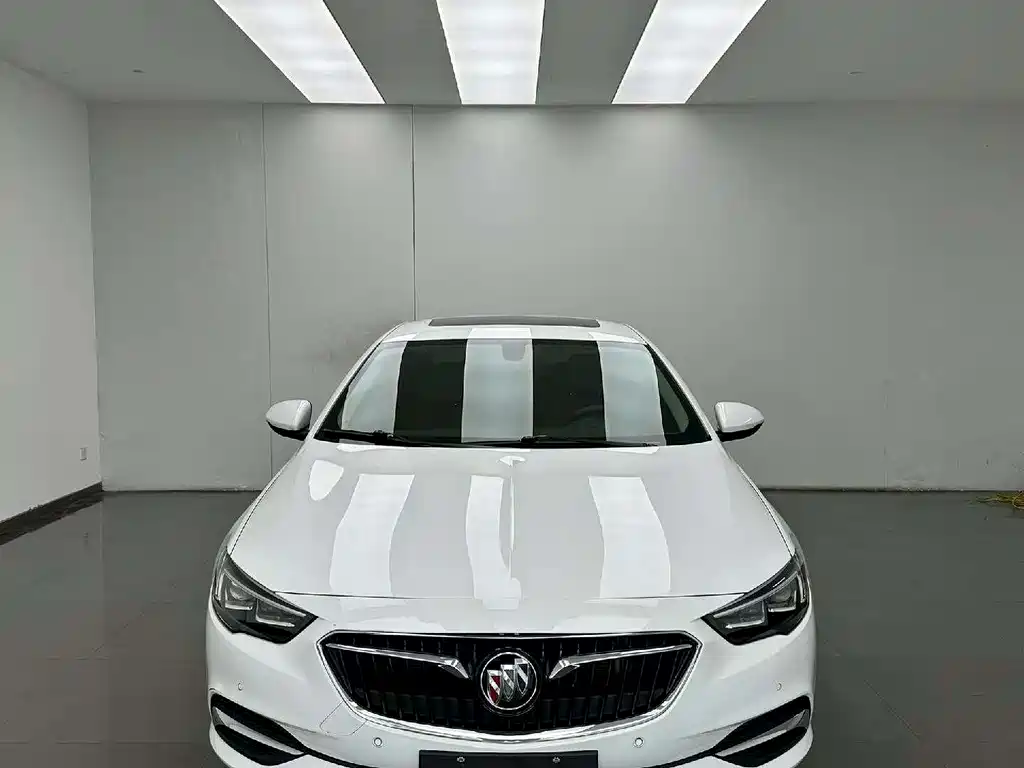Buick Regal 2020 — фото 2