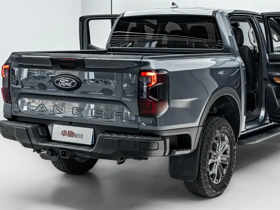 Ford Ranger 2025 — фото 38