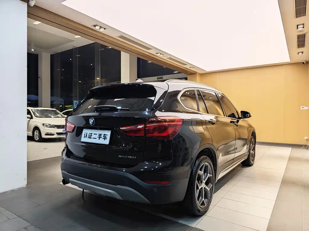 BMW X1 2018 — фото 31