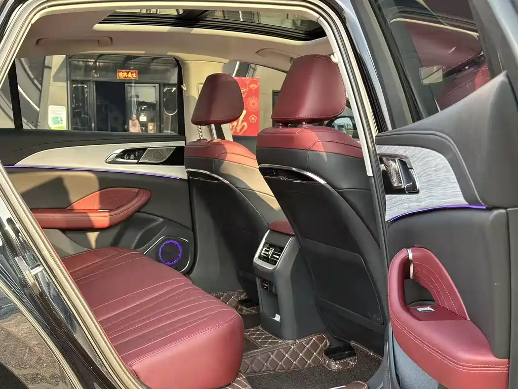 Hongqi H5 2024 — фото 13