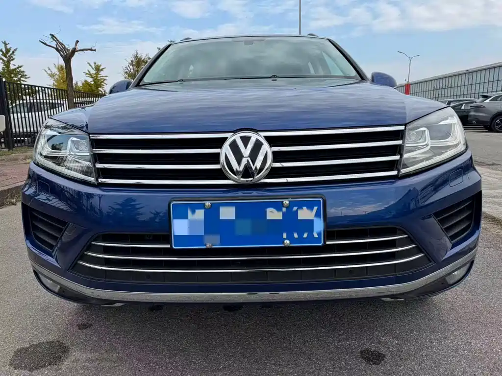 Volkswagen Touareg 2017 — фото 2
