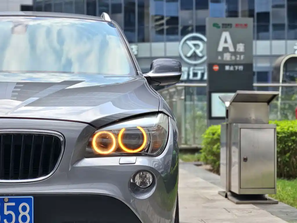 BMW X1 2012 — фото 22