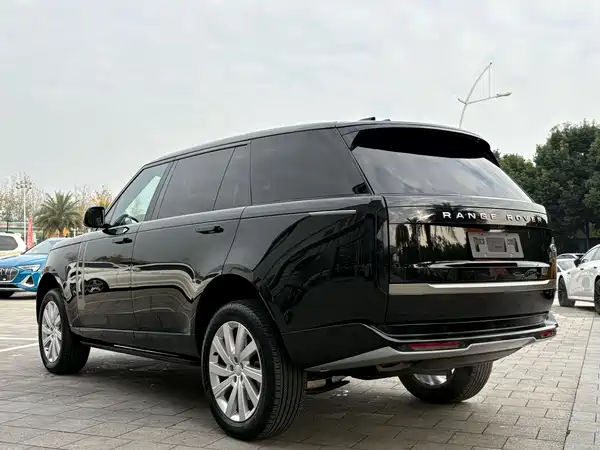 Land Rover Range Rover 2024