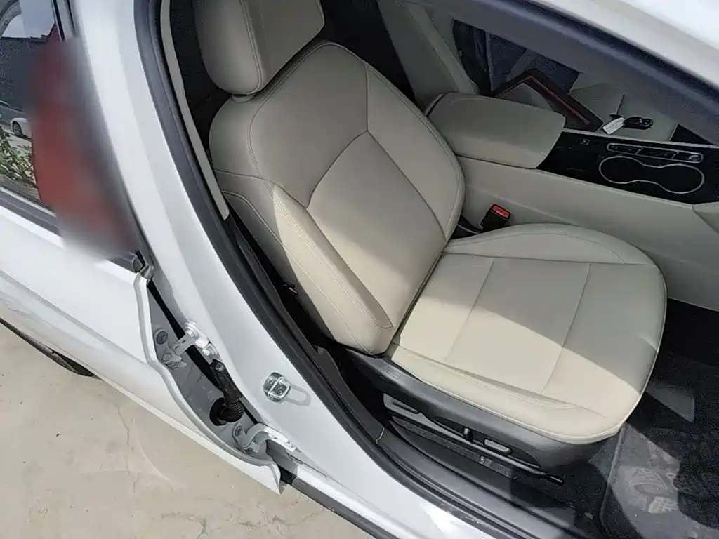Buick Regal 2020 — фото 20