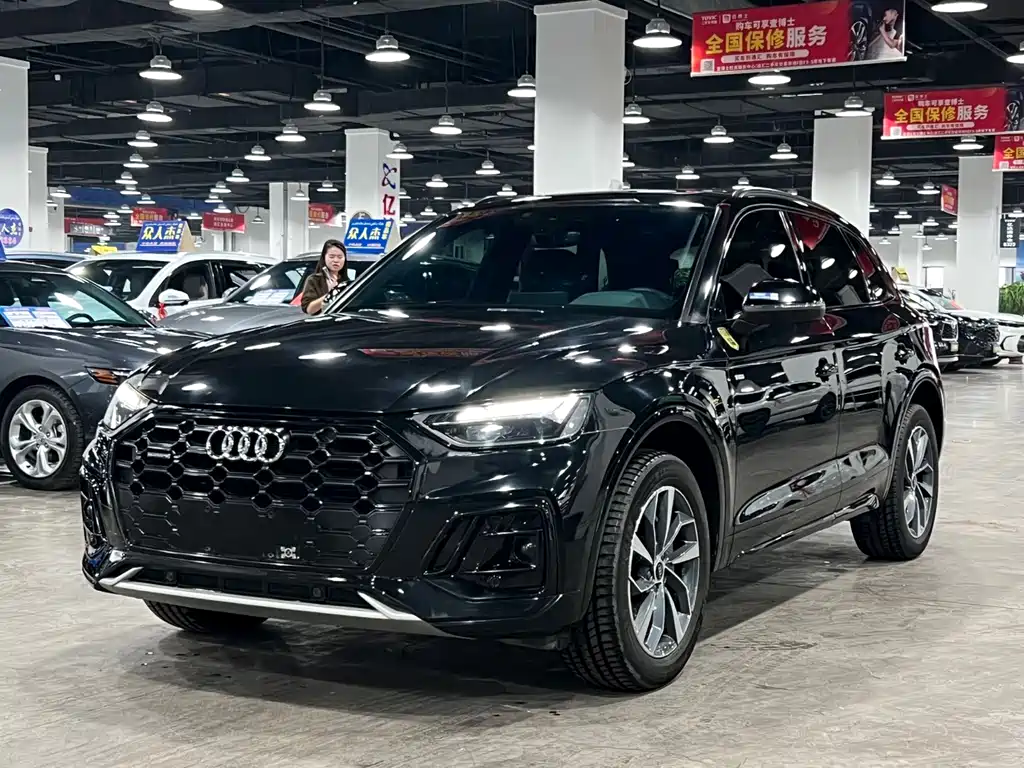 Audi Q5L 2023 — фото 3