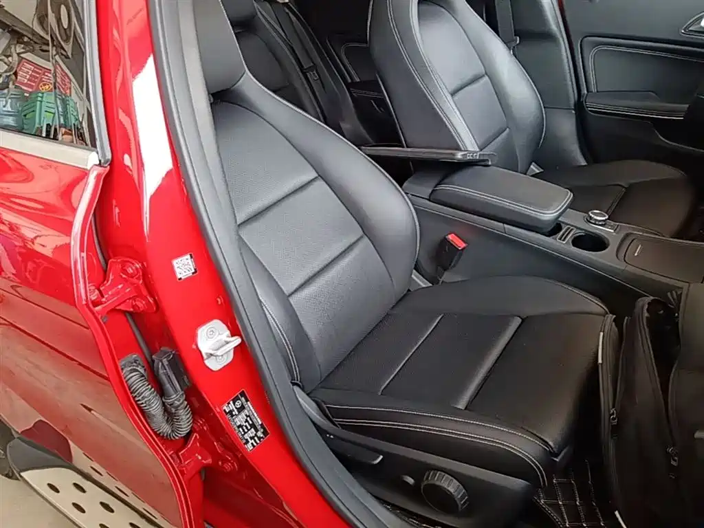 Mercedes-Benz GLA 2016 — фото 25