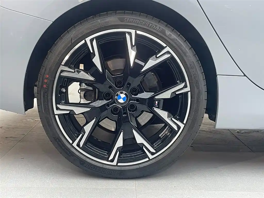 BMW 2 Series 2025 — фото 18