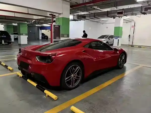 Ferrari 488 2017