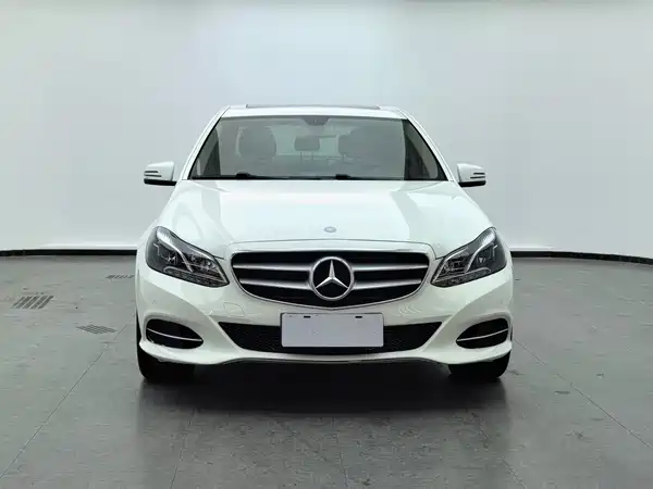 Mercedes-Benz E-Class 2015