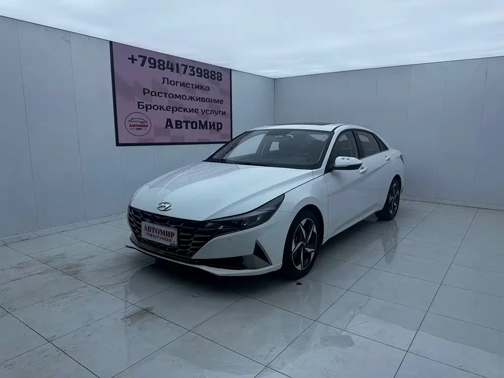 Hyundai Elantra 2023