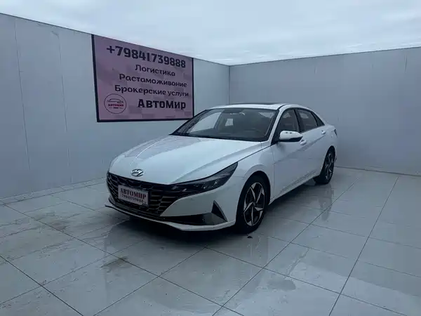 Hyundai Elantra 2023