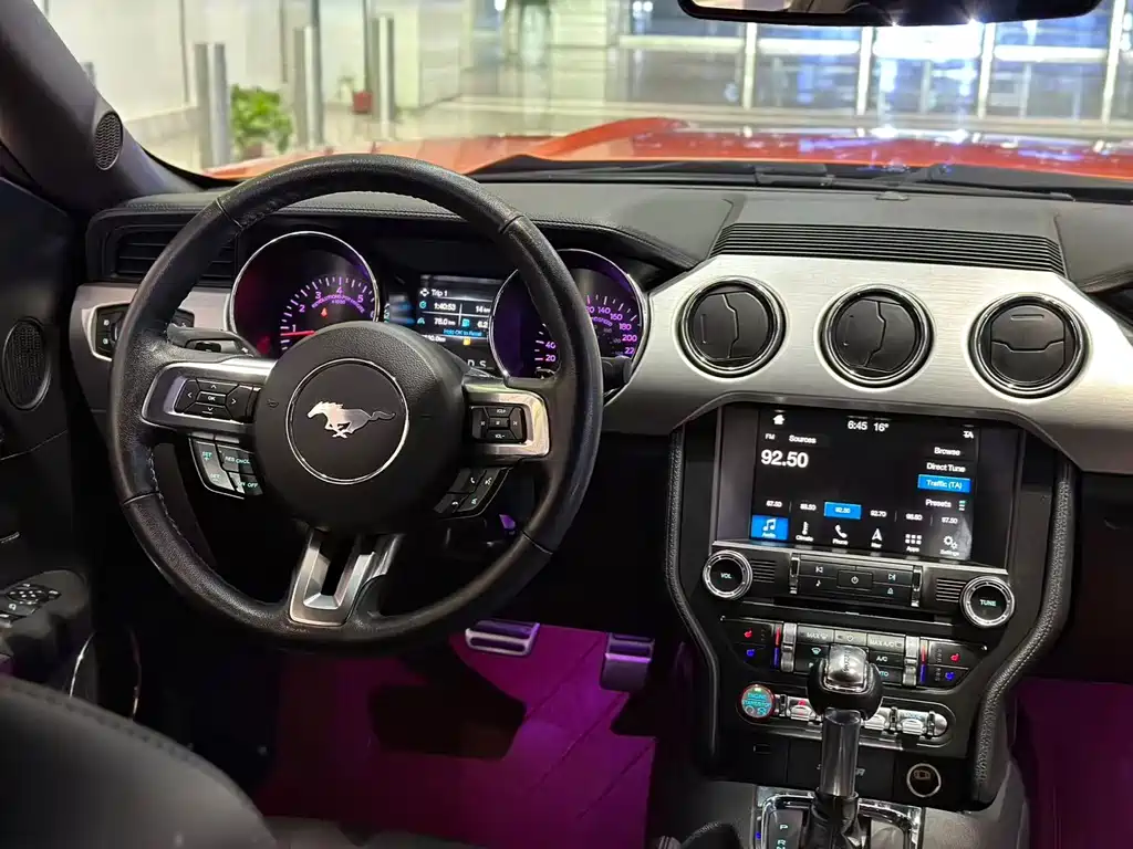 Ford Mustang 2018 — фото 9