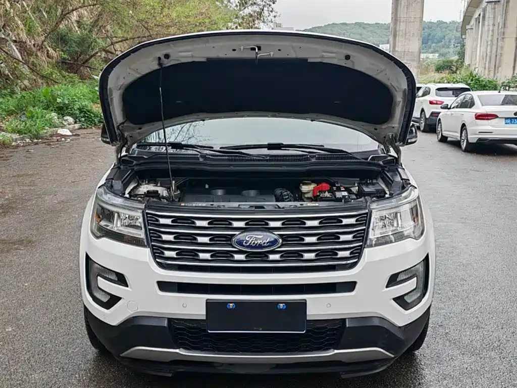 Ford Explorer 2016 — фото 13