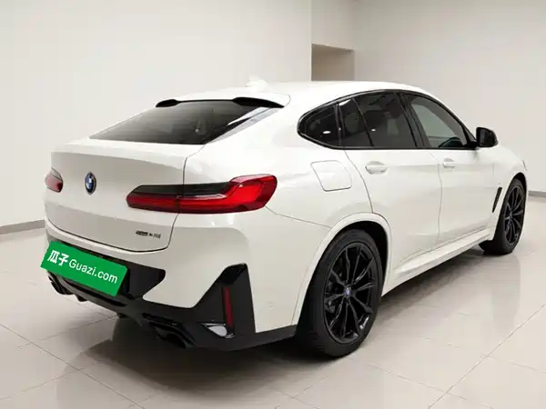 BMW X4 2022