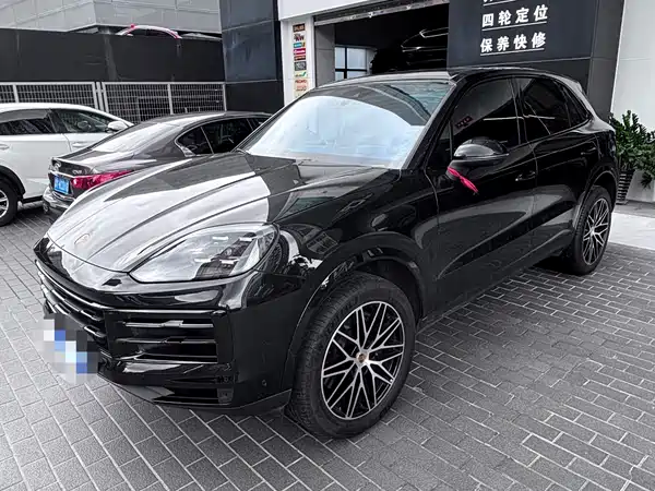 Porsche Cayenne 2024