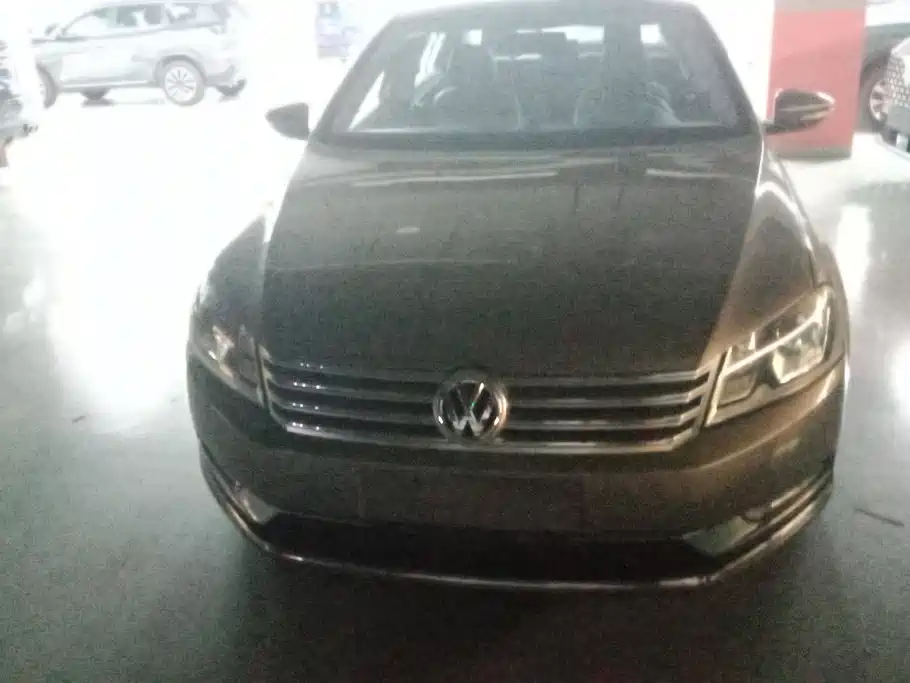 Volkswagen Magotan 2015