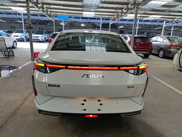 Dongfeng Yixuan 2022