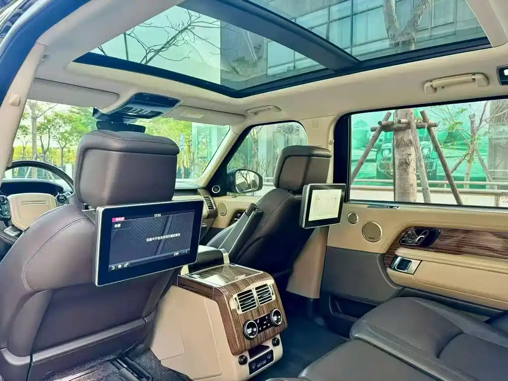 Land Rover Range Rover 2019 — фото 7