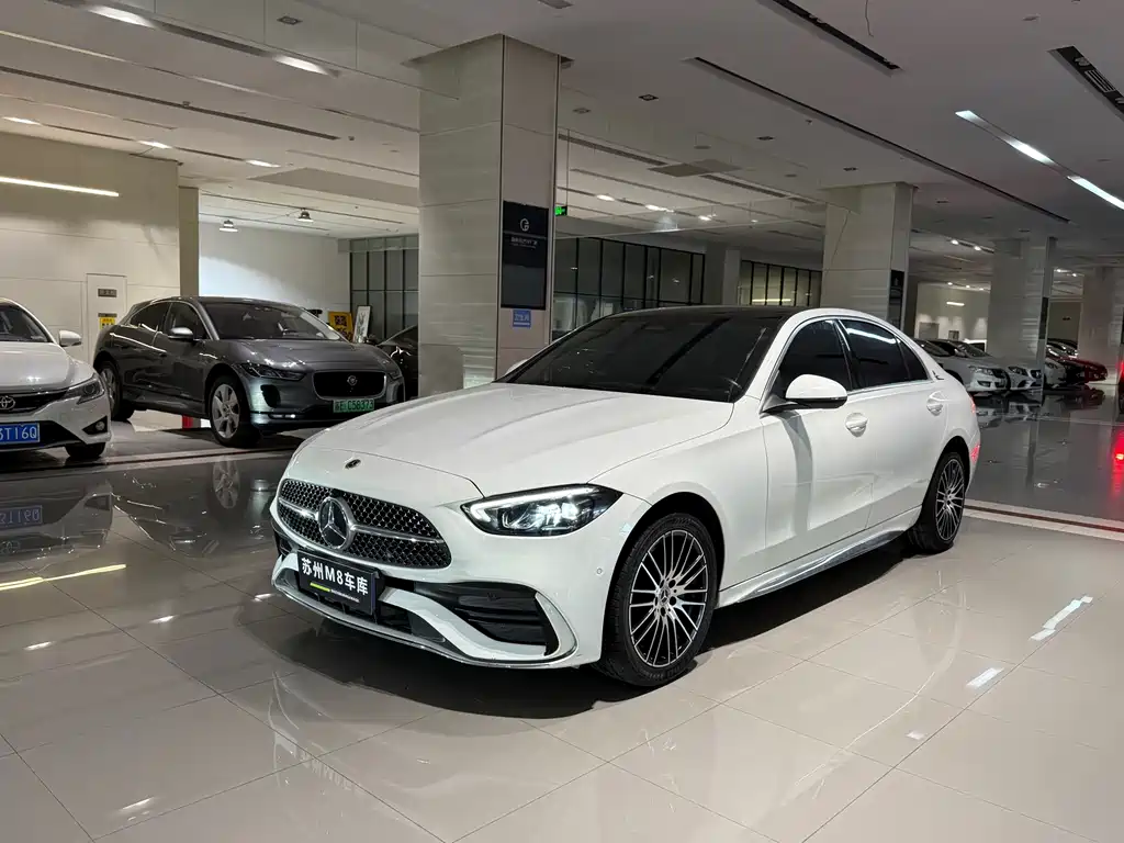 Mercedes-Benz C-Class 2023 — фото 1