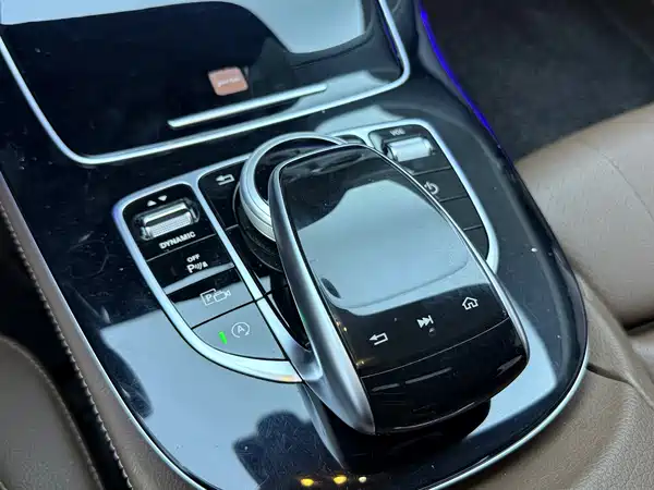 Mercedes-Benz E-Class 2017