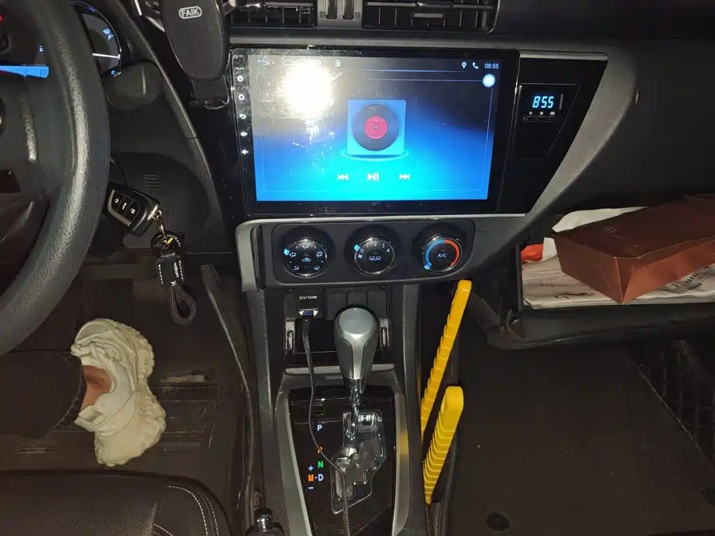 Toyota Corolla 2019 — фото 14