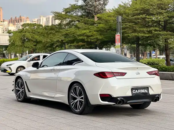 Infiniti Q60 2017