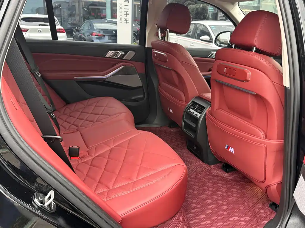 BMW X5 2025 — фото 10