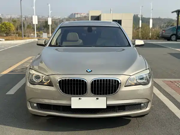 BMW 7 Series 2011