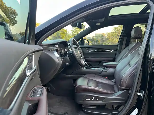 Cadillac XT6 2021