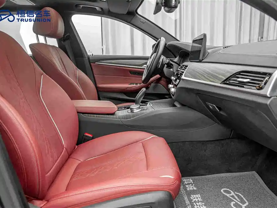 BMW 5 Series 2022 — фото 15