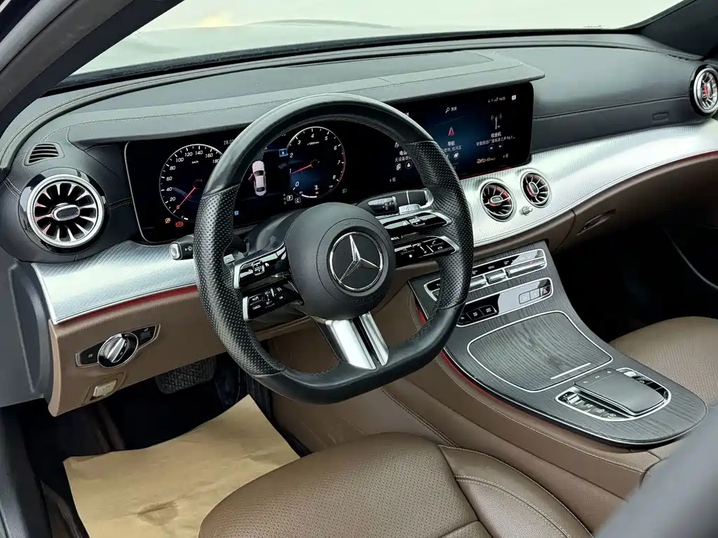 Mercedes-Benz E-Class 2022 — фото 6