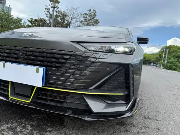 Changan UNI-V 2022