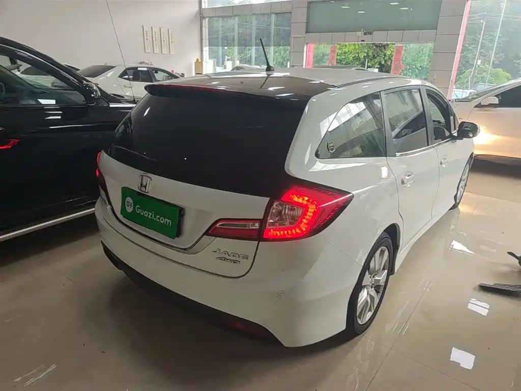 Honda Jade 2015 — фото 7