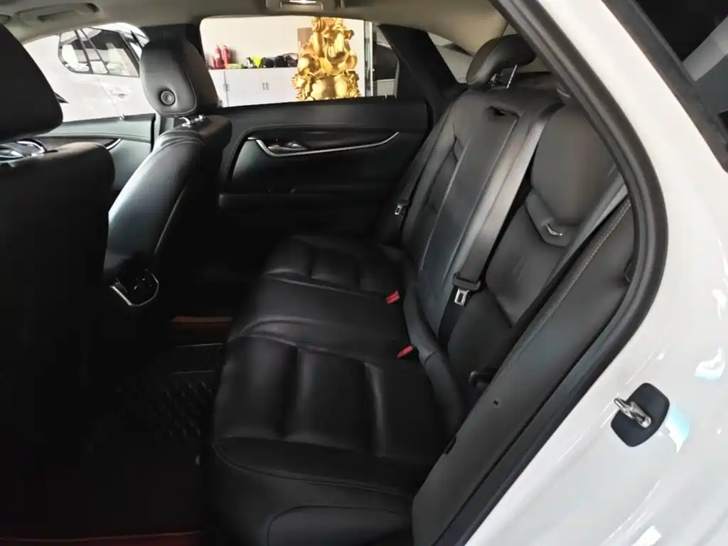 Cadillac XTS 2019 — фото 17